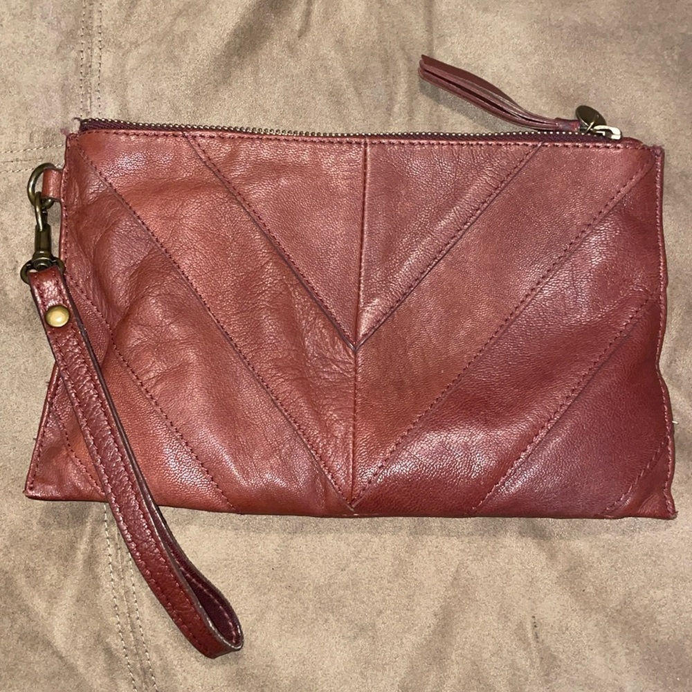 Lucky Brand leather wristlet